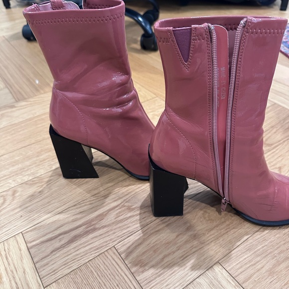 Jeffery Campbell Dark Rose Crinkle Pattern Boots - Picture 2 of 5